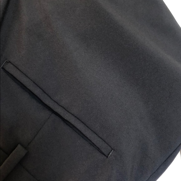 Van Heusen Dress pants 32 x 32 EUC - Picture 4 of 4